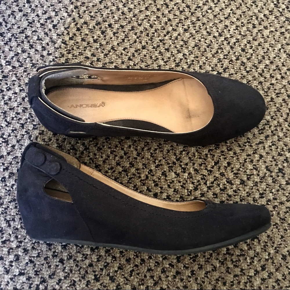 Black flats